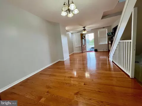 1635 S Dover St, Philadelphia, PA 19145