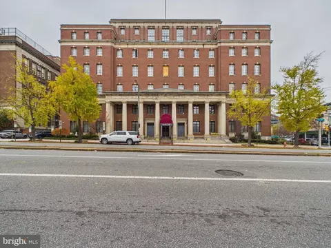 1601 Spring Garden St #402, Philadelphia, PA 19130