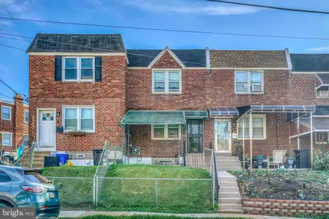 2038 S Larry St, Philadelphia, PA 19142
