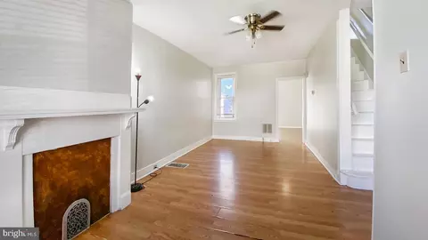 230 E Willard St, Philadelphia, PA 19134