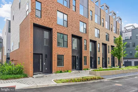 650 Fairmount Ave #I3, Philadelphia, PA 19123