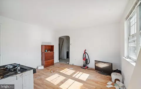 2043 S Newkirk St, Philadelphia, PA 19145