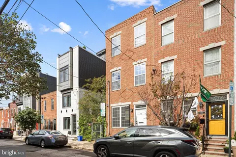 2121 Montrose St, Philadelphia, PA 19146