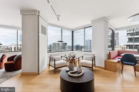202 W 10 W Rittenhouse Sq #2703-04, Philadelphia, PA 19103