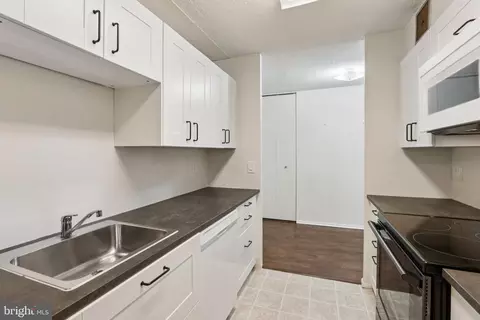 1420 Locust St #7O, Philadelphia, PA 19102