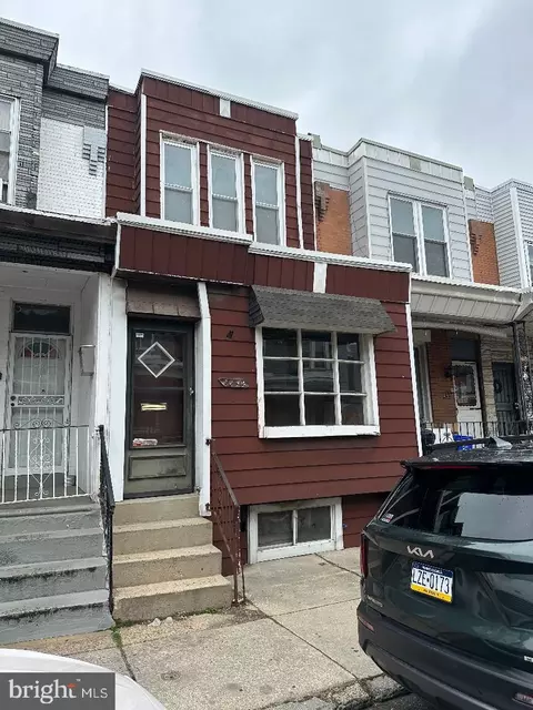 2073 Pickwick St, Philadelphia, PA 19134
