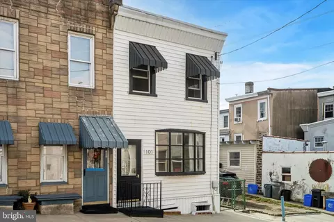 101 Davis St, Philadelphia, PA 19127