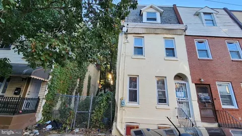 2113 N Franklin St, Philadelphia, PA 19122