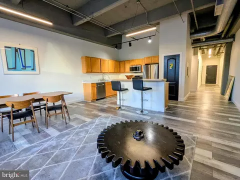 511 N 19 N Broad St #204, Philadelphia, PA 19123