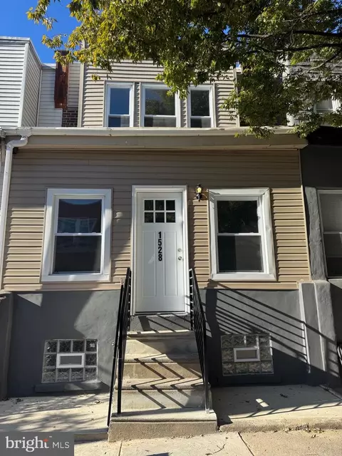 1528 S Vogdes St, Philadelphia, PA 19143