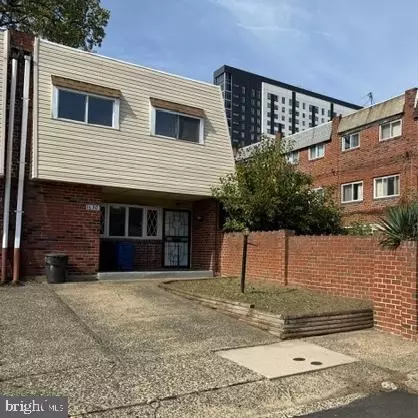 1630 N 10th St, Philadelphia, PA 19122
