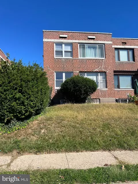 7935 Gilbert St, Philadelphia, PA 19150