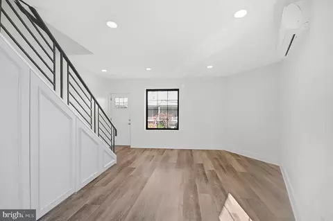 2320 Mcclellan St, Philadelphia, PA 19145