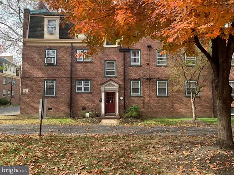 672 00 Franklin Pl #A, Philadelphia, PA 19123