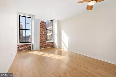 315 New St #503, Philadelphia, PA 19106