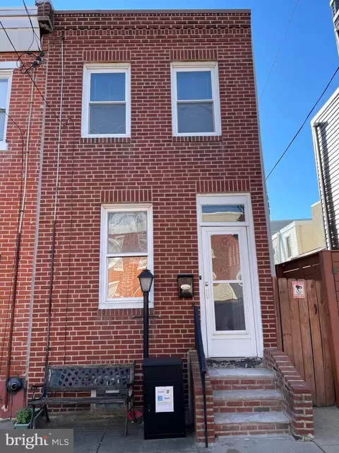 2307 Gaul St, Philadelphia, PA 19125