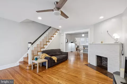 6030 Cedarhurst St, Philadelphia, PA 19143