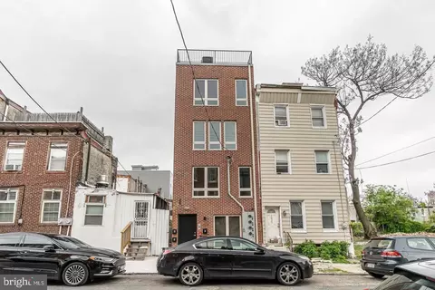 2437 W Thompson St, Philadelphia, PA 19121