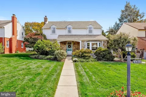 9415 Evans St, Philadelphia, PA 19115