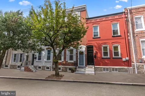 153 Kalos St, Philadelphia, PA 19128