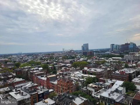 2020 Walnut St #19F, Philadelphia, PA 19103