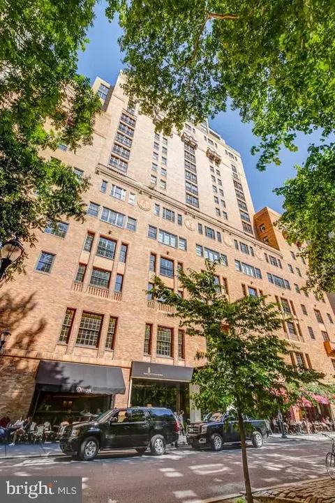 219 S 29 S 18th St #202, Philadelphia, PA 19103