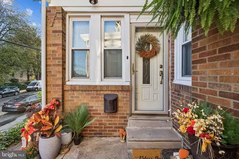 454 Devereaux Ave, Philadelphia, PA 19111