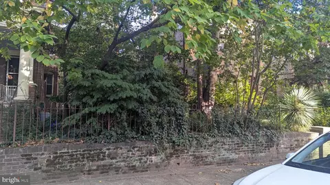 513 S 46th St, Philadelphia, PA 19143