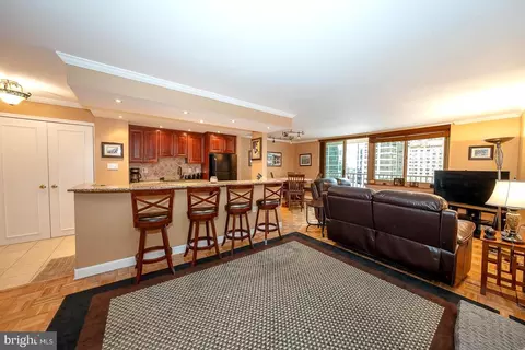 1919 Chestnut St #1403, Philadelphia, PA 19103