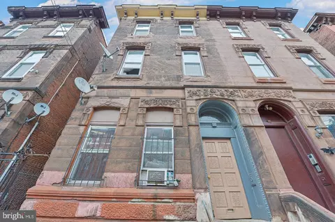 1517 N 17th St, Philadelphia, PA 19121