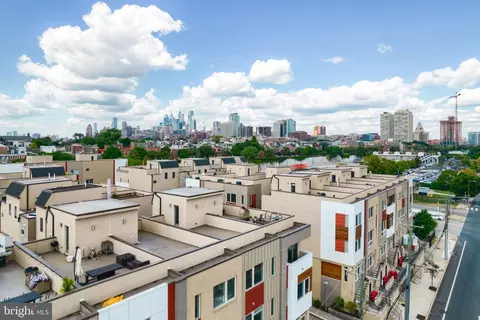 740 S Columbus Blvd #6, Philadelphia, PA 19147