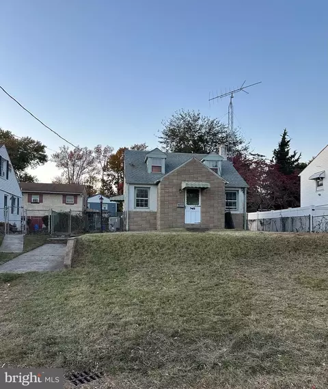 9304 Hegerman St, Philadelphia, PA 19114