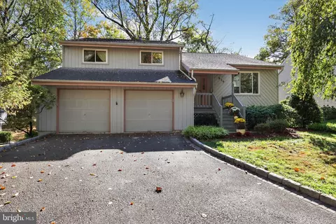 929 Manatawna Ave, Philadelphia, PA 19128