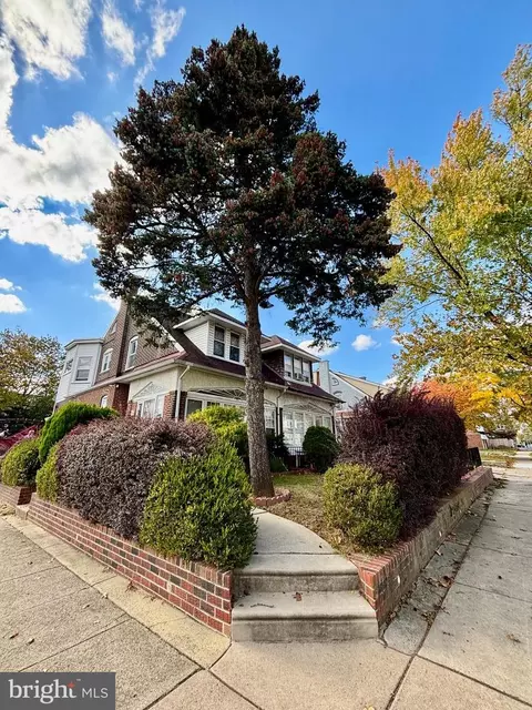 1048 Bridge St, Philadelphia, PA 19124