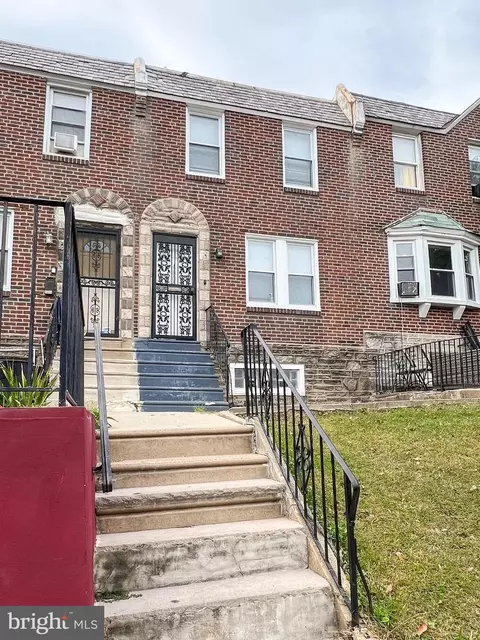 4606 Shelbourne St, Philadelphia, PA 19124
