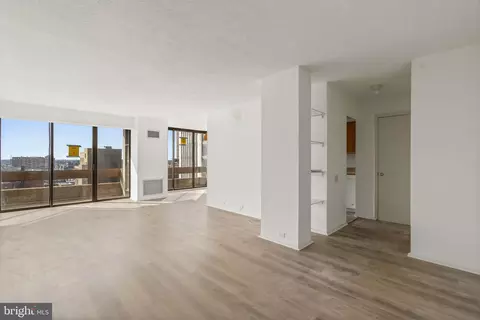 1326 42 Spruce St #1504, Philadelphia, PA 19107