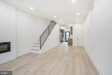 1115 Fitzgerald St, Philadelphia, PA 19148