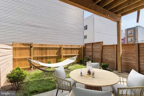 321 W Berks St, Philadelphia, PA 19122