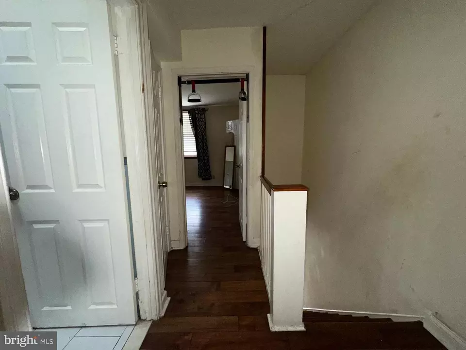 Entry Way - 1623 Middleton St, Philadelphia, PA 19138 photo 4 of 5