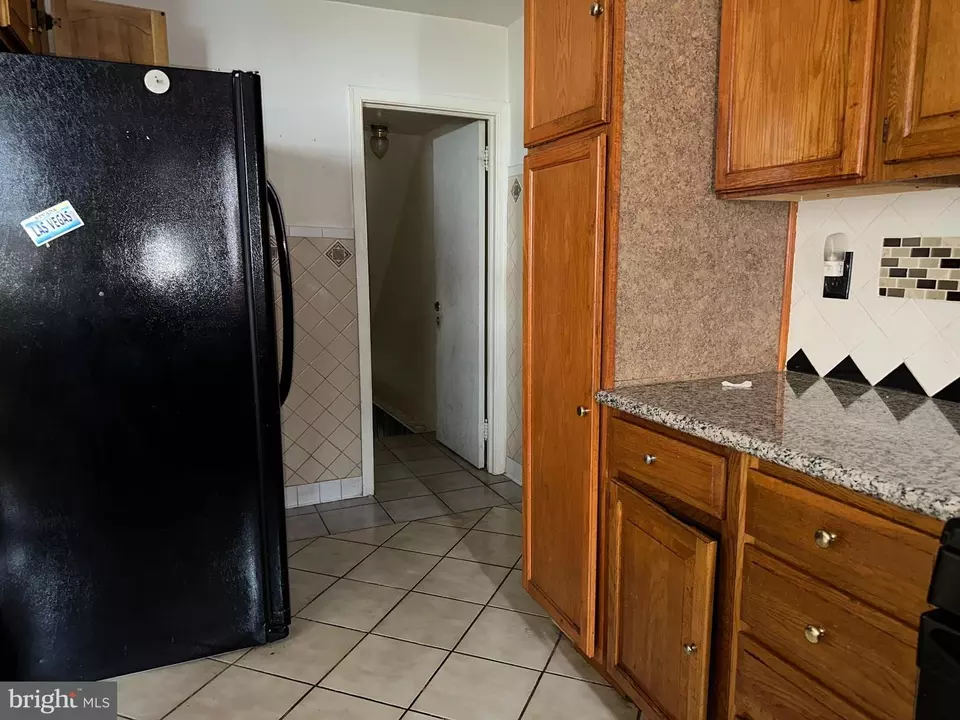 Entry Way - 1623 Middleton St, Philadelphia, PA 19138 photo 2 of 5