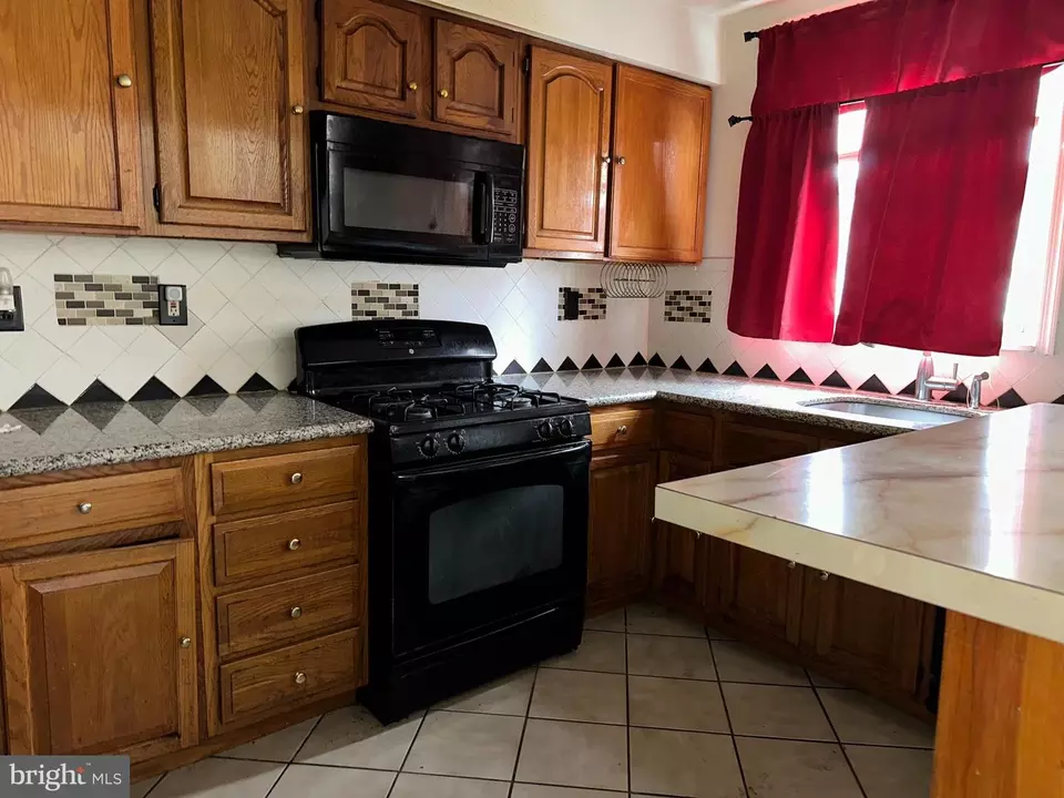 Kitchen - 1623 Middleton St, Philadelphia, PA 19138 photo 1 of 2