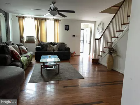 Living - 1623 Middleton St, Philadelphia, PA 19138 photo 1 of 2