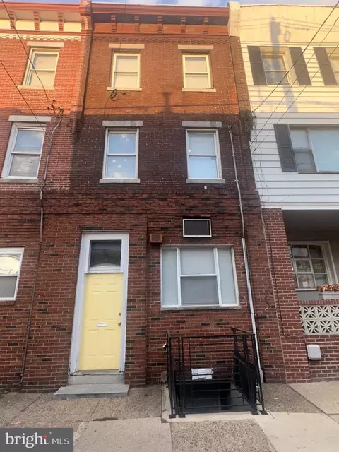 2144 S 10th St, Philadelphia, PA 19148