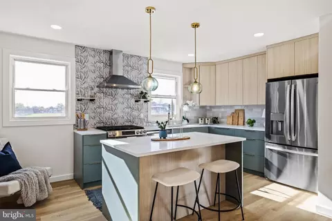 859 Selmer Rd, Philadelphia, PA 19116