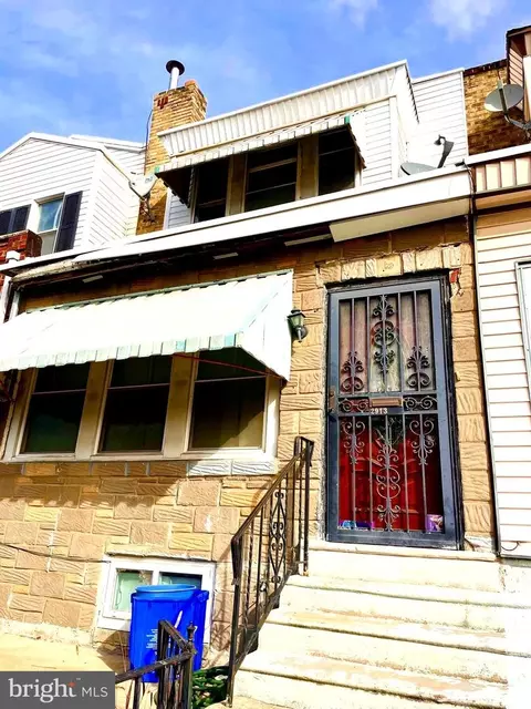 2913 S 62nd St, Philadelphia, PA 19142