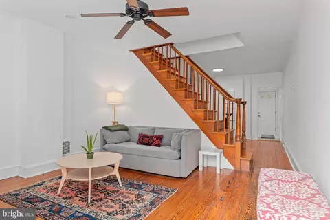 5815 Knox St, Philadelphia, PA 19144