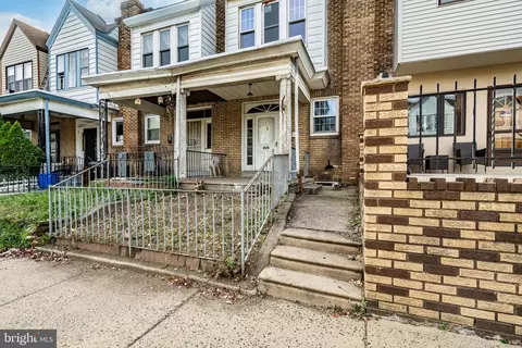 880 Granite St, Philadelphia, PA 19124