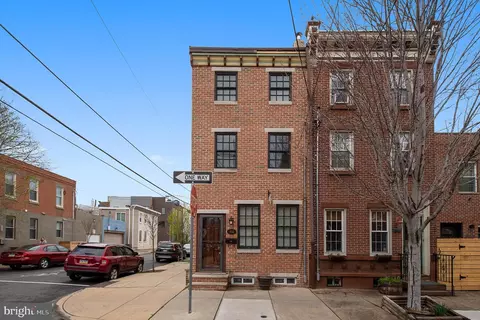 1633 E Berks St, Philadelphia, PA 19125
