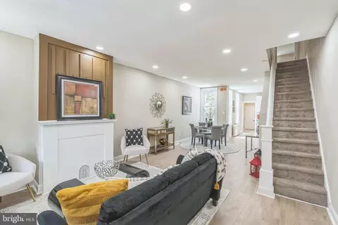 2070 Bridge St, Philadelphia, PA 19124