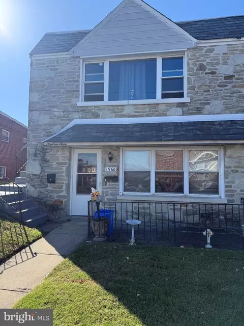 1960 Goodnaw St, Philadelphia, PA 19115